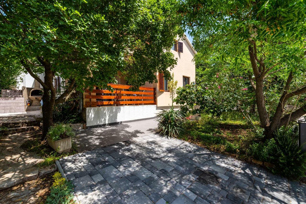 Vacation House Anna Karlobag Exterior foto